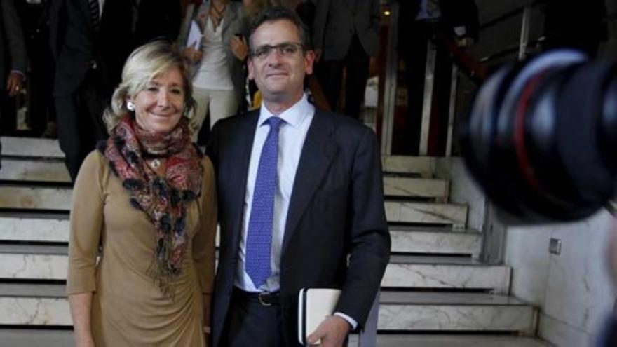 Aguirre conserva intacto su tirón mediático