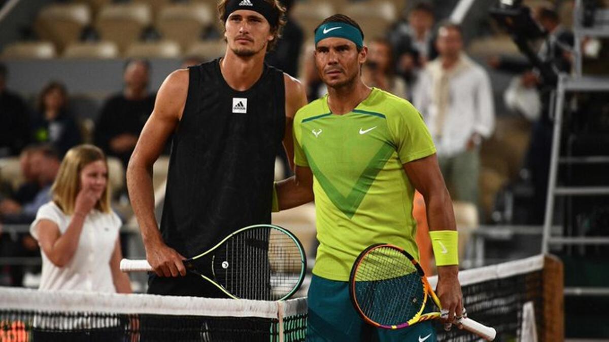 Zverev y Nadal, en su último partido en Roland Garros 2022.