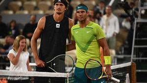 Zverev y Nadal, en su último partido en Roland Garros 2022.