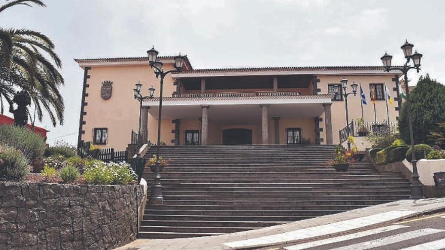 Fachada del Ayuntamiento de El Rosario.