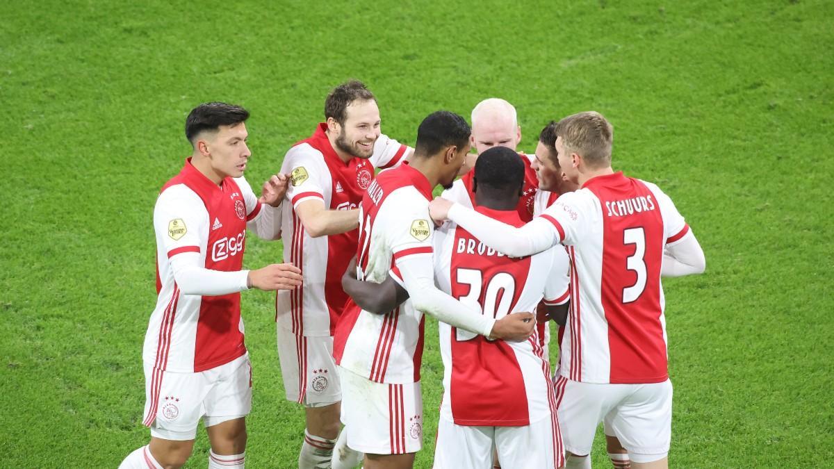 Los jugadores del Ajax, celebrando un gol