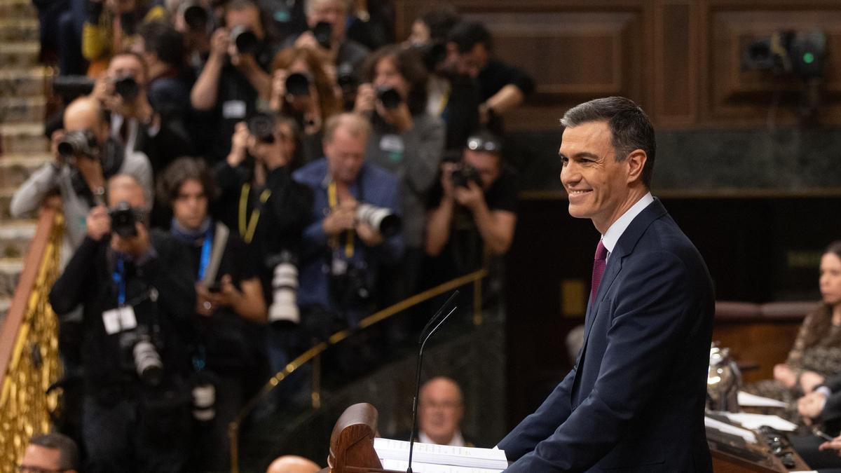 El president en funcions i candidat a la investidura, Pedro Sánchez, durant el seu discurs al debat d'investidura