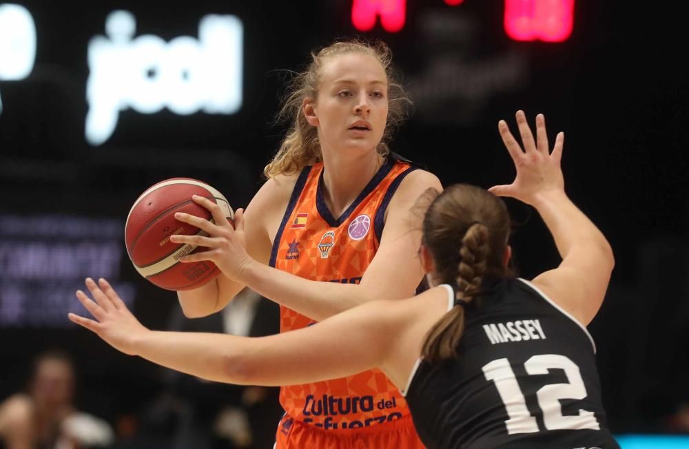 Las mejores imágenes del Valencia Basket - Basket Hema SKW