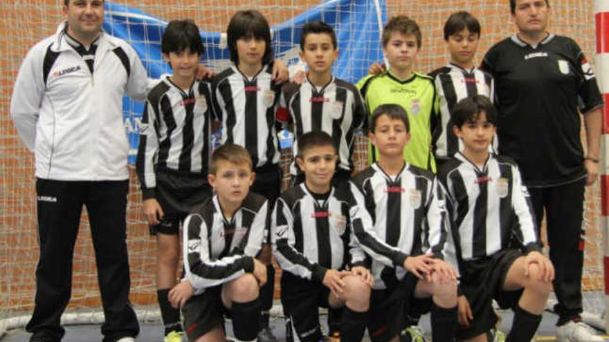 El equipo alevín de Santa Cristina de la Polvorosa que acarició la final del Nacional.