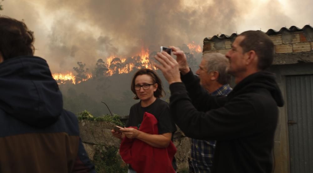 Domingo negro de incendios en Galicia