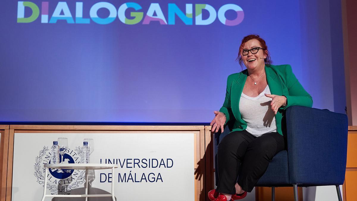 Clara Grima durante una de sus charlas en la Universidad de Málaga