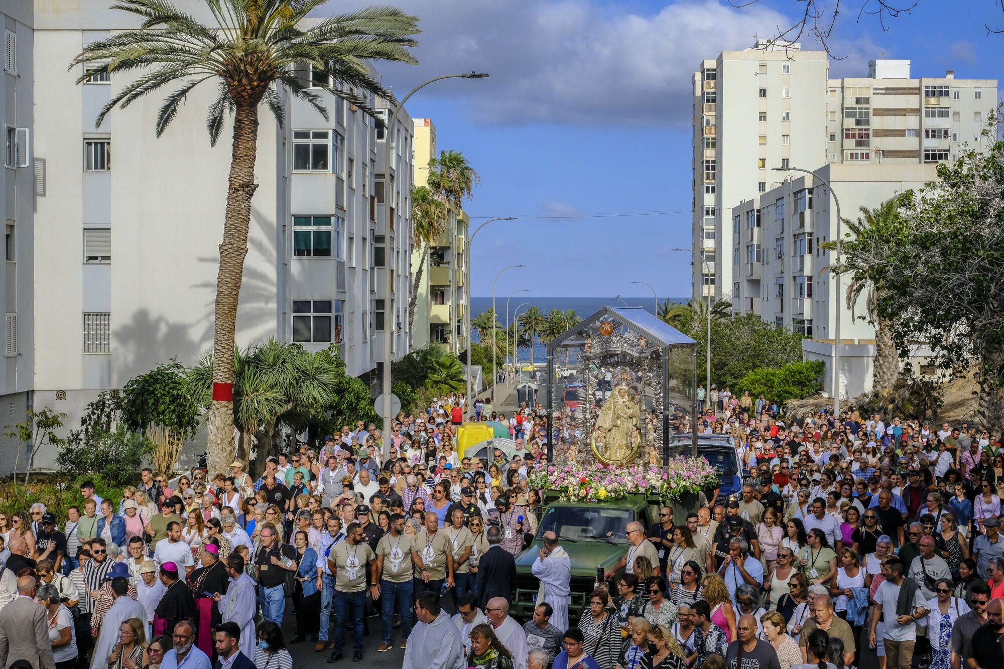 La Virgen del Pino del Materno a la Catedral