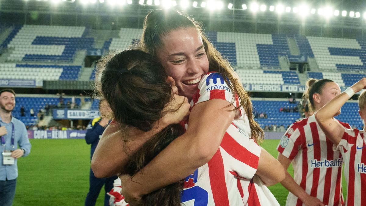 Las jugadoras del Atlético de Madrid celebran su clasificación para la final de la Copa de la Reina