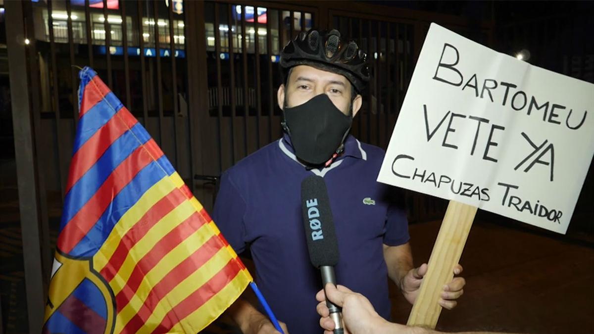 La afición del Barcelona pide la dimisión de Bartomeu