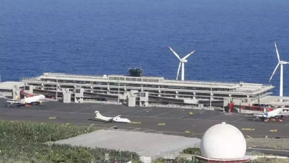 La Palma recupera los diez vuelos directos con Madrid