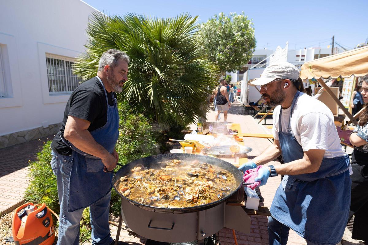 Aquí están todas las fotos del concurso de fideuá de Puig d'en Valls Aquí están todas las fotos del concurso de fideuá de Puig d'en Valls