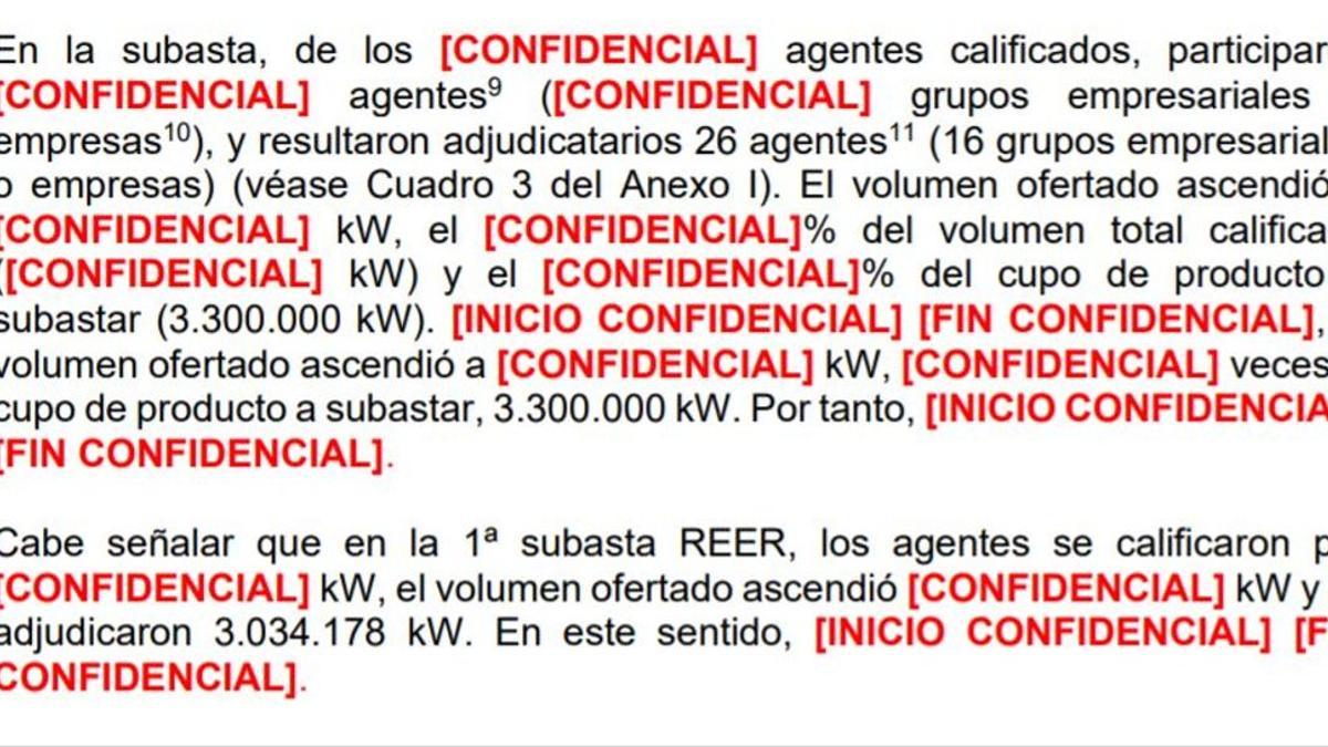 Imagen de un informe de la CNMC en el que se elimina información confidencial.