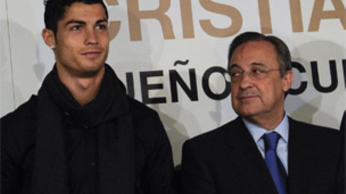 Cristiano Ronaldo y Florentino Pérez en un acto del Real Madrid