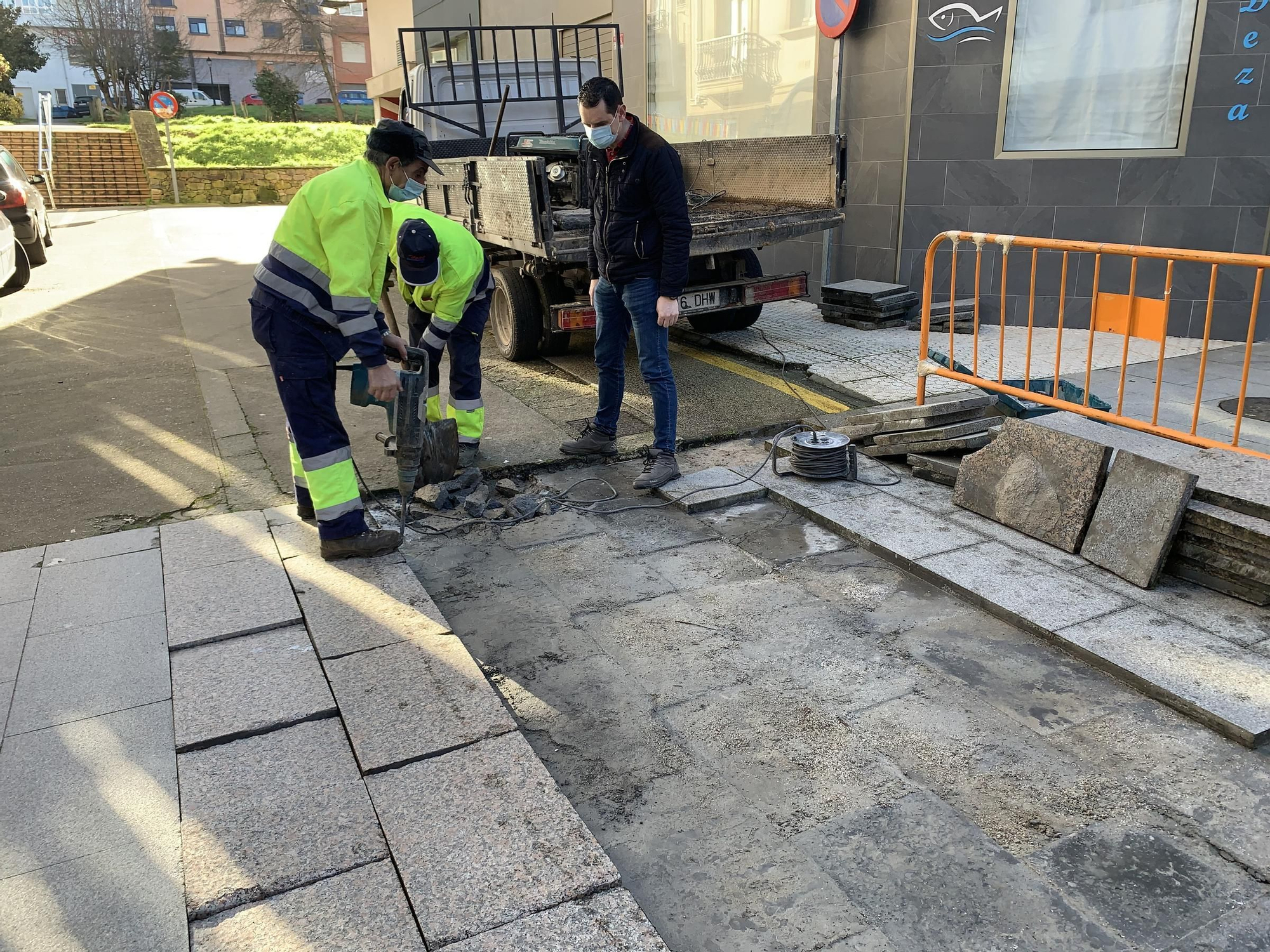 Cuñarro inspecciona las obras en González Taboada.