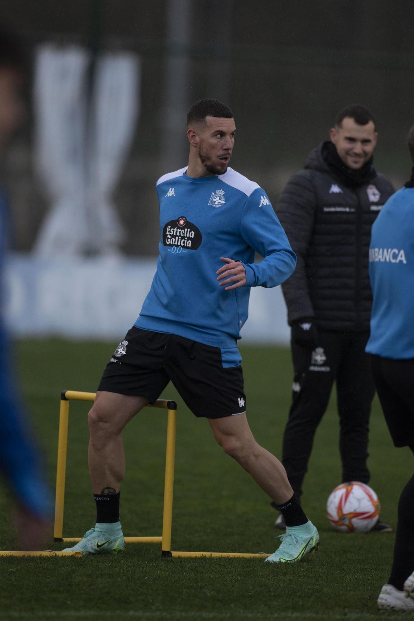 Álvaro Rey ya se entrena con el Deportivo