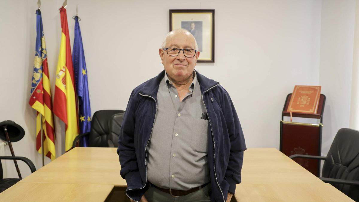 Julián Pinazo, nuevo alcalde de La Yesa fruto de una moción de censura.