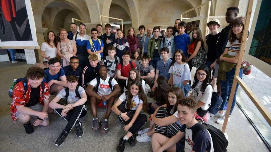 La expedición catoirense-irlandesa durante su visita en el día de ayer a Pontevedra. // Gustavo Santos