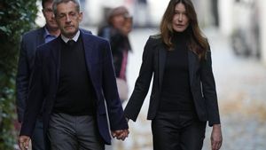 Nicolas Sarkozy ingressa a la presó per complir cinc anys per finançament il·legal