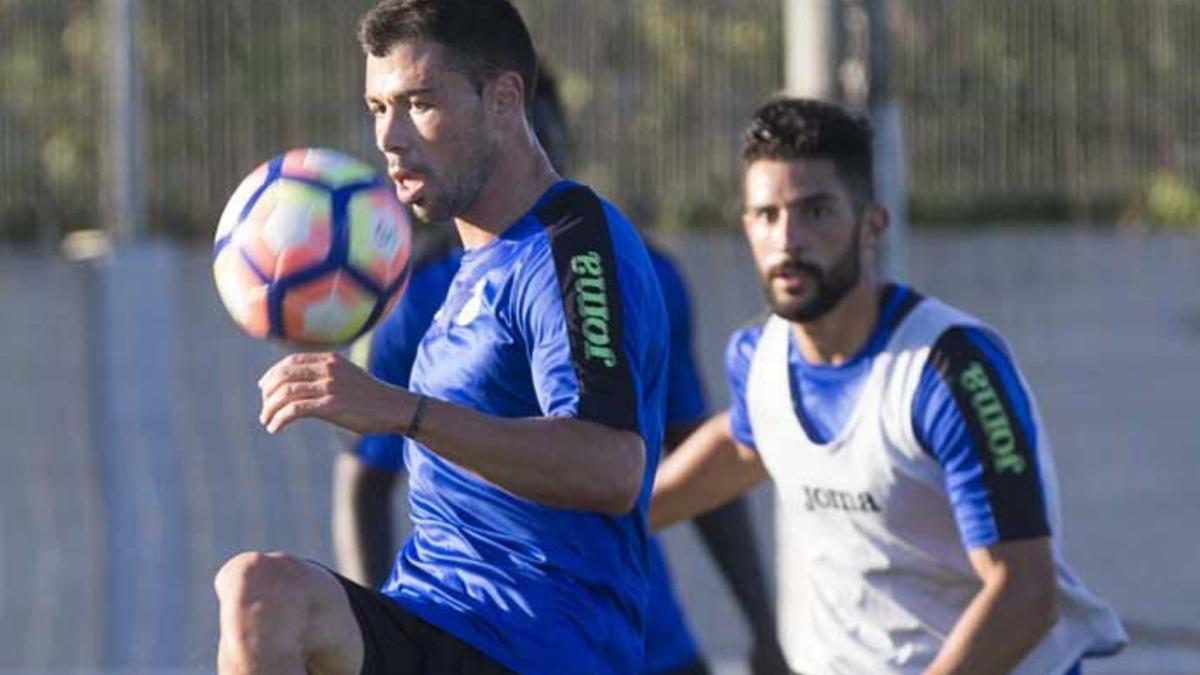 Javi Fuego ya trabaja a las órdenes de Quique Sánchez Flores en el Espanyol