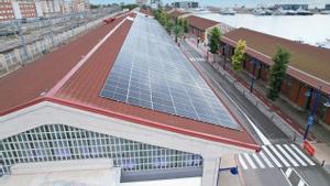 Placas solares en el Refugi 1 del Port de Tarragona.