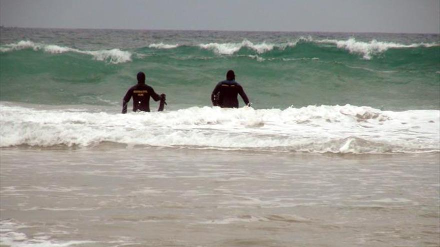 Mueren dos inmigrantes en aguas de Cádiz y Lanzarote