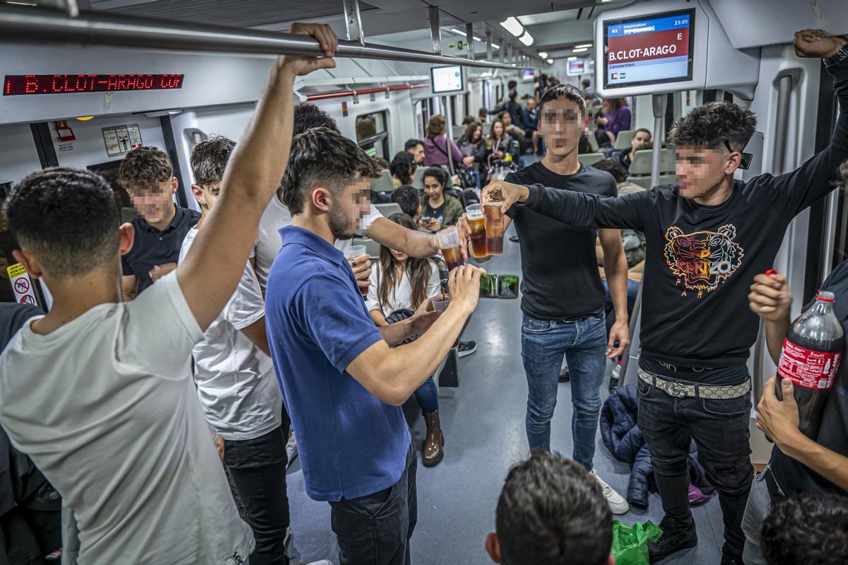 En el tren del botellón a Mataró