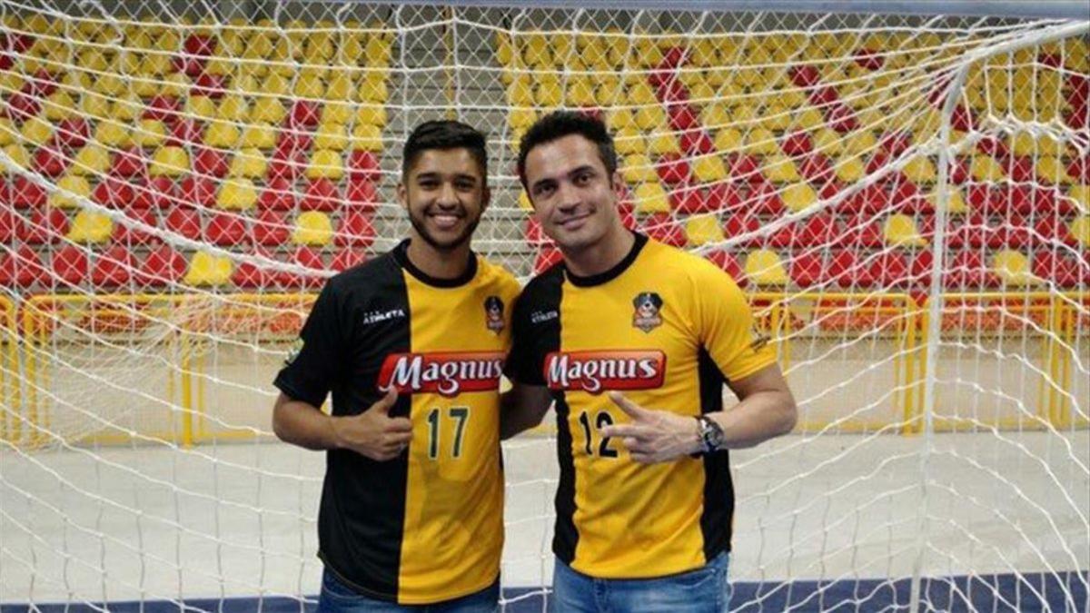 Leandro Lino, junto a Falcao (mejor jugador de la historia)