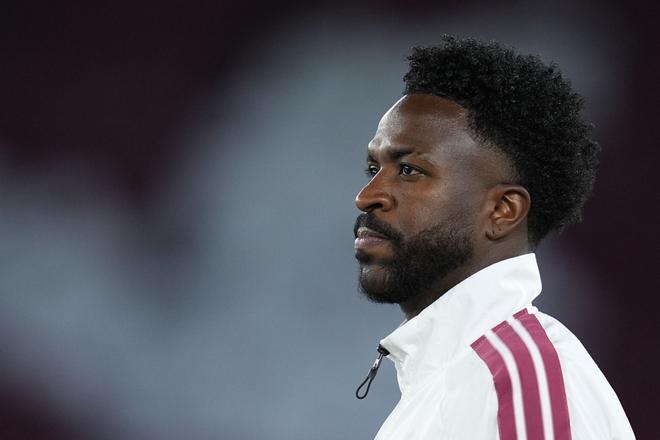 Vinícius Júnior (26 años): "Cuando era niño, estudiaba por la mañana con el único objetivo de tener tiempo por la noche, para jugar. A los 8 años quería imitar a Neymar, y mi padre me dejó salir a la calle"
