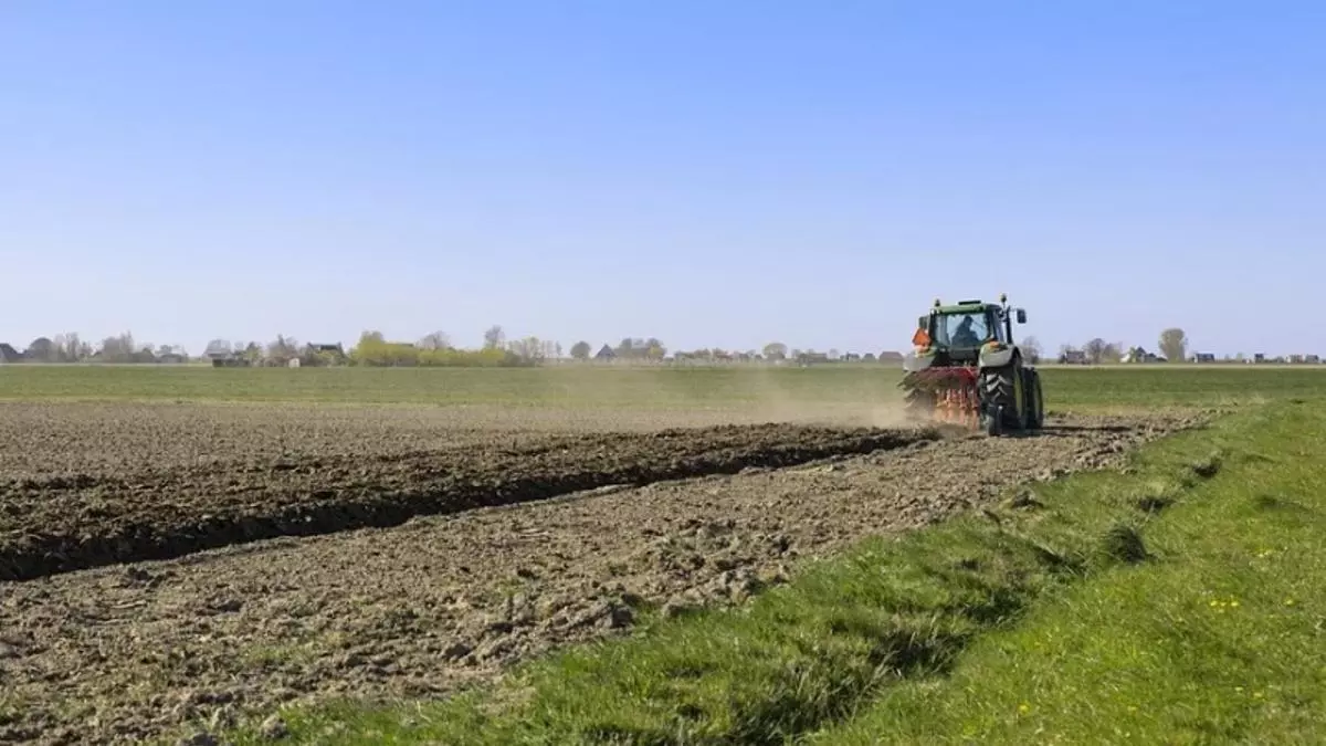 La Xunta destina ayudas de hasta 6.000 euros a agricultores y ganaderos ante los sobrecostes de fertilizantes y gasóleo
