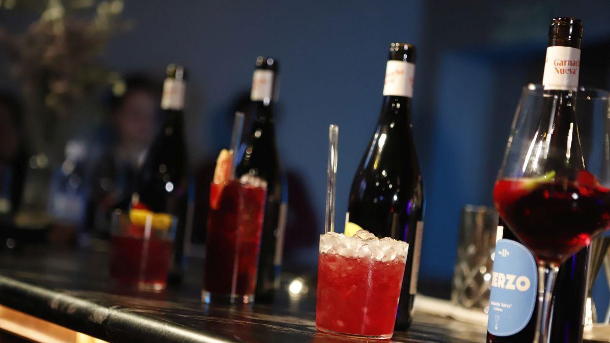 Los Cariñena Spritz son la primera acción dentro de este Plan Ñ y se ha realizado en colaboración con Borja Insa, el mejor bartender de España y Europa y uno de los 10 mejores del mundo