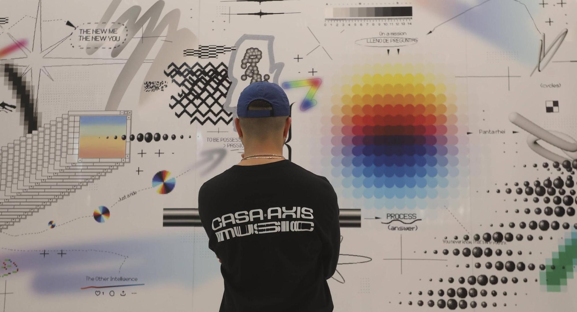 Felipe Pantone presenta en Casa Axis 'Axis of Divergence'