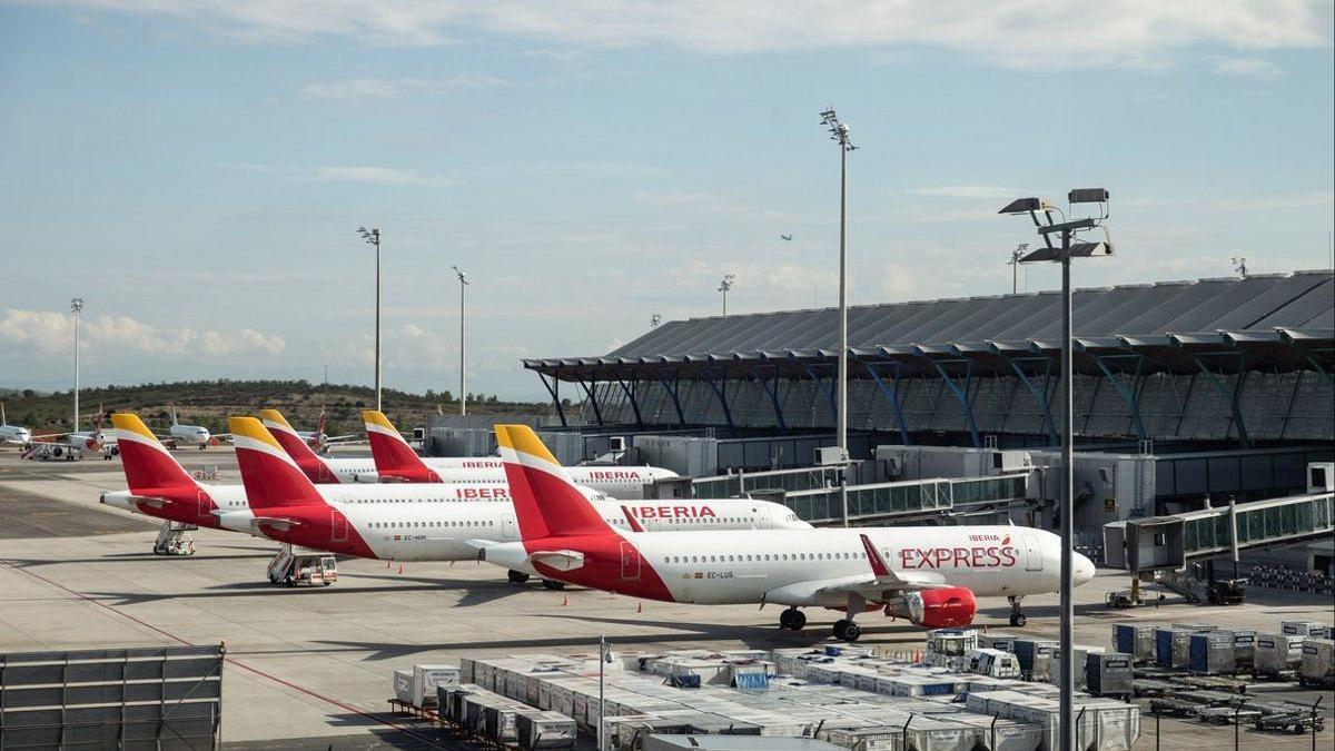 Aviones de Iberia en el aeropuerto de Barajas.