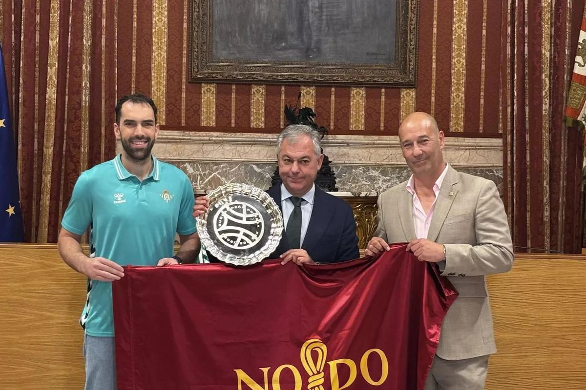 El Baloncesto Sevilla apuesta fuerte por su plaza en la ACB...o la liquidación