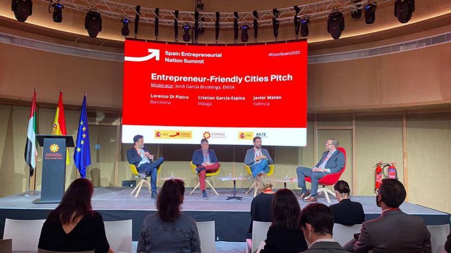 Un instante del encuentro celebrado en Dubái. | L. O.