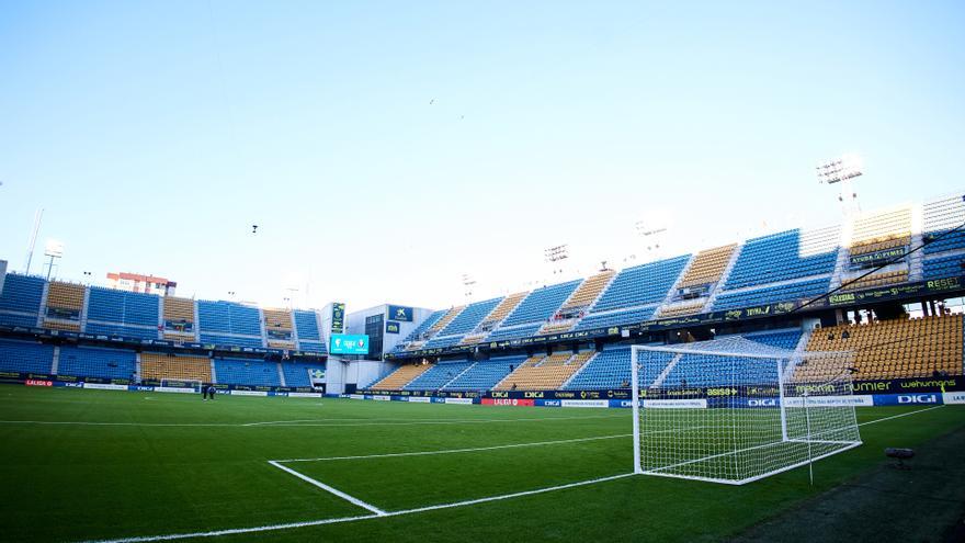 La selección femenina de fútbol se jugará el billete a París en el Nuevo Mirandilla de Cádiz