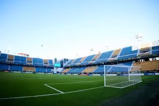 La selección femenina de fútbol se jugará el billete a París en el Nuevo Mirandilla de Cádiz