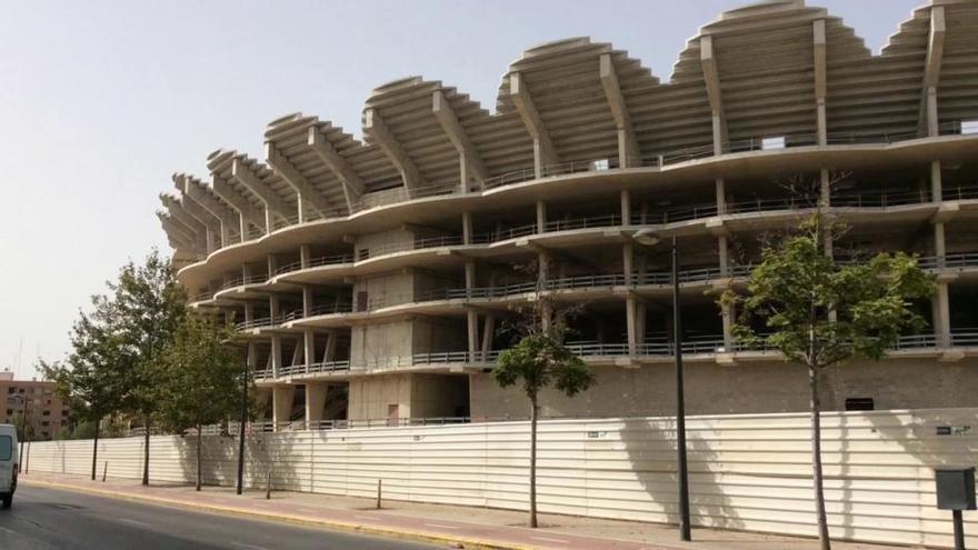 El Valencia CF construye dos gateras para las colonias del Nuevo Mestalla