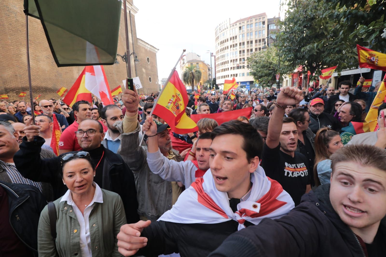 En imágenes | Manifestación de Vox contra la amnistía en Zaragoza