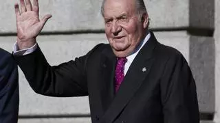 El rey Juan Carlos dudó durante 15 meses si debía abdicar o no