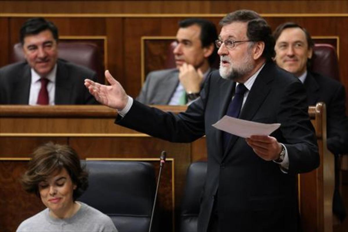 Mariano Rajoy interviene en el pleno del Congreso.