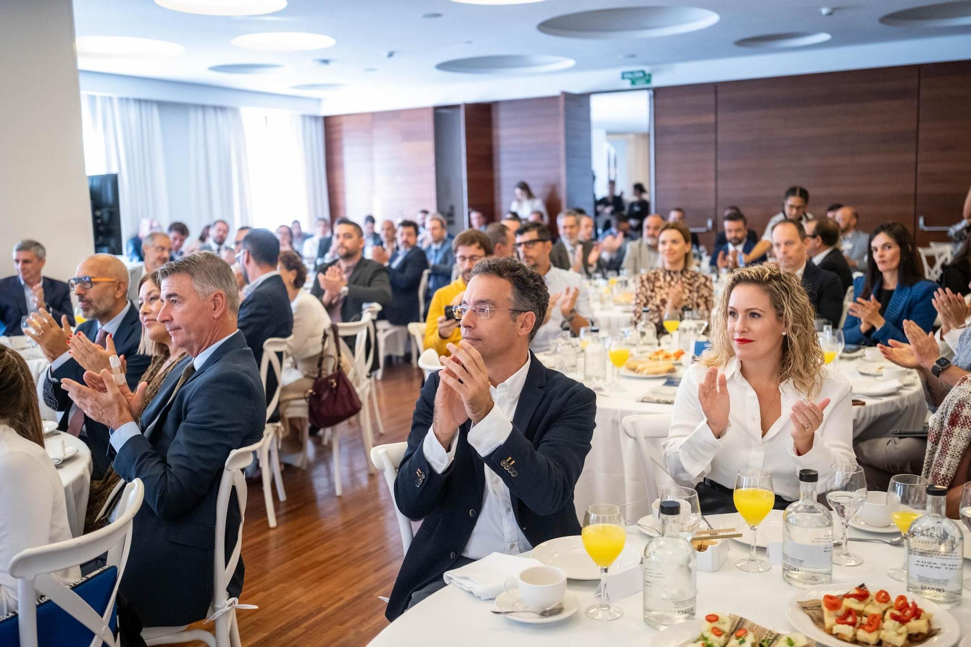 Foro con Manuel Domínguez
