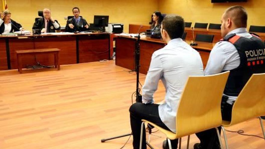 L&#039;acusat declara davant del Tribunal que el jutja.