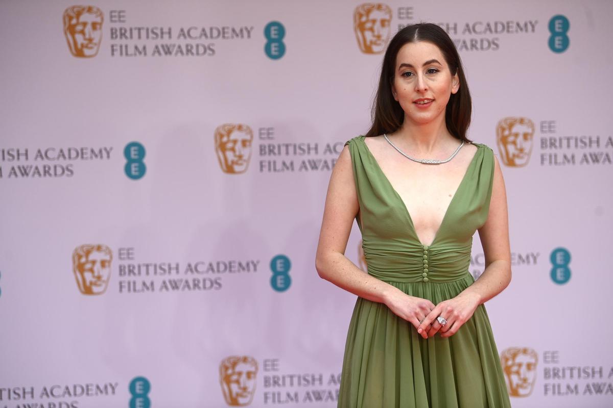 London (United Kingdom), 13/03/2022.- Alana Haim attends the 2022 EE BAFTA Film Awards at the Royal Albert Hall in London, Britain, 13 February 2022. The ceremony is hosted by the British Academy of Film and Television Arts (BAFTA) and is the first in-person event since the start of the pandemic. (Cine, Reino Unido, Londres) EFE/EPA/NEIL HALL *** Local Caption *** 54975994