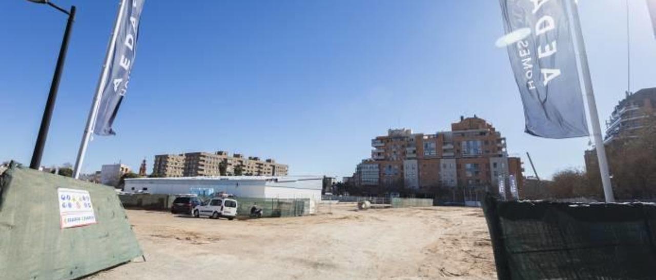 Solar de Nou Campanar donde Aedas va a construir 200 pisos y ha vendido el 90 % de la primera fase.