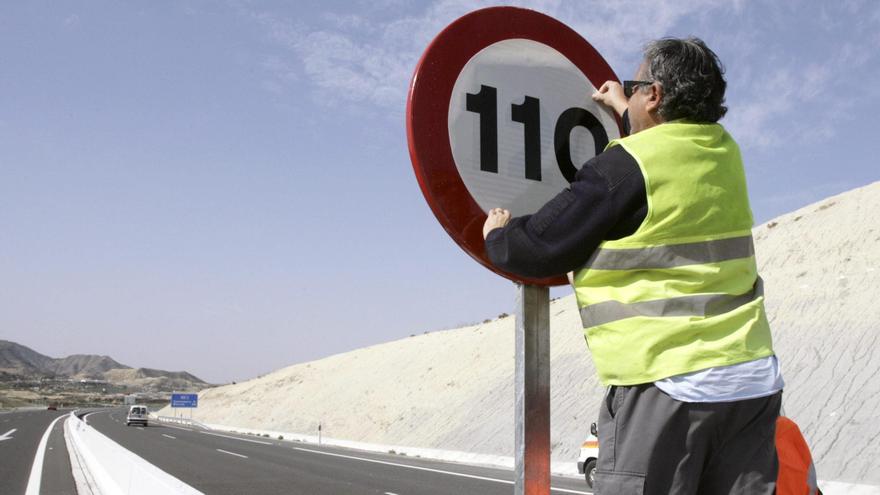 Atención conductores: esto es lo que dice la DGT sobre el fin de los límites de velocidad