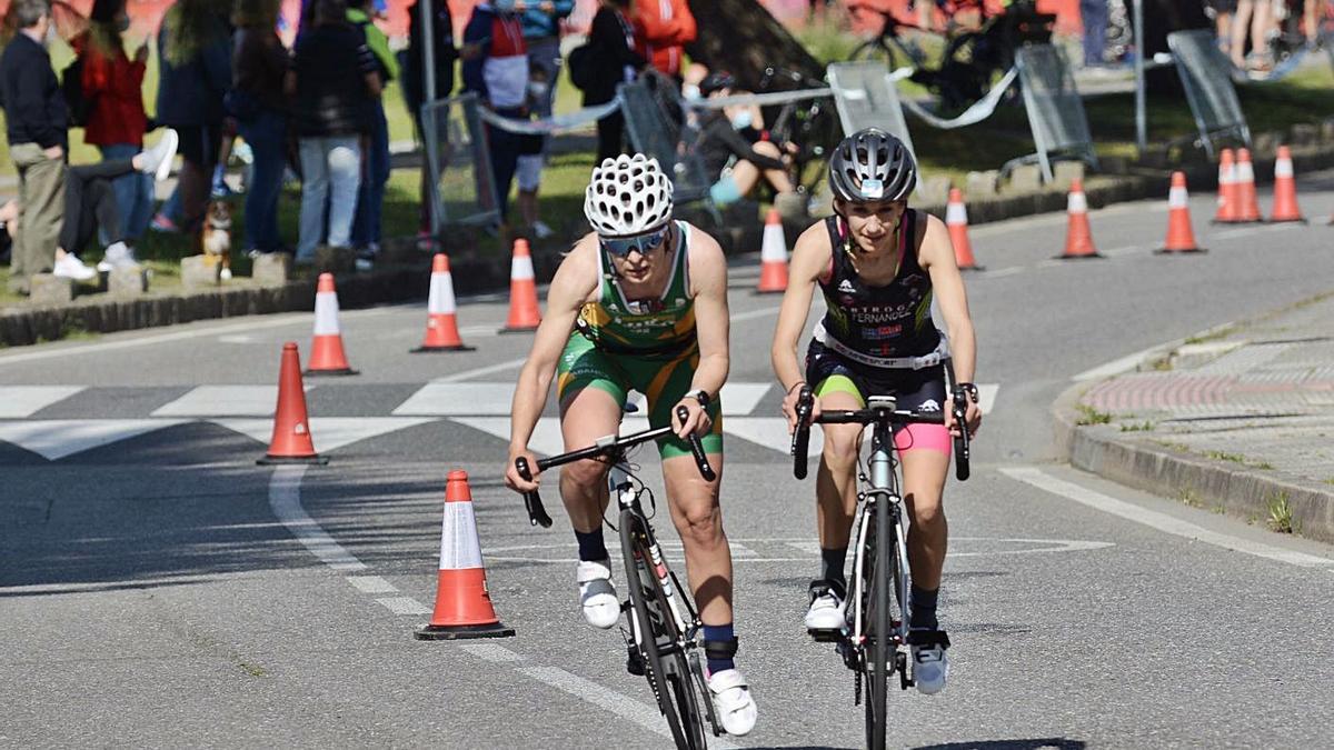 La prueba femenina de 20 kilómetros en bicicleta. |   // RAFA VÁZQUEZ