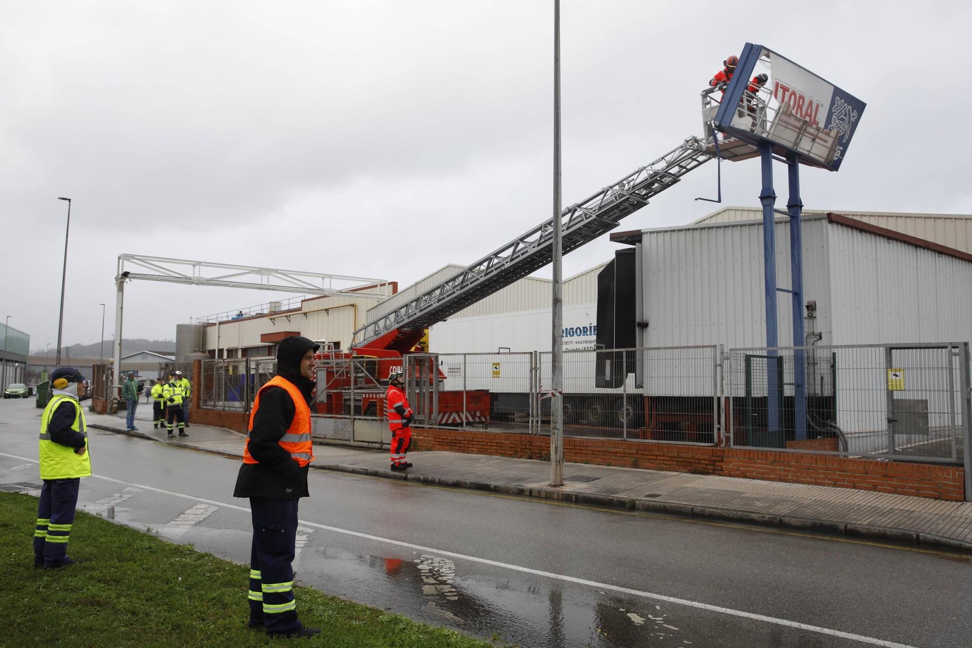 Los efectos de la "tormentona" en Gijón (en imágenes)