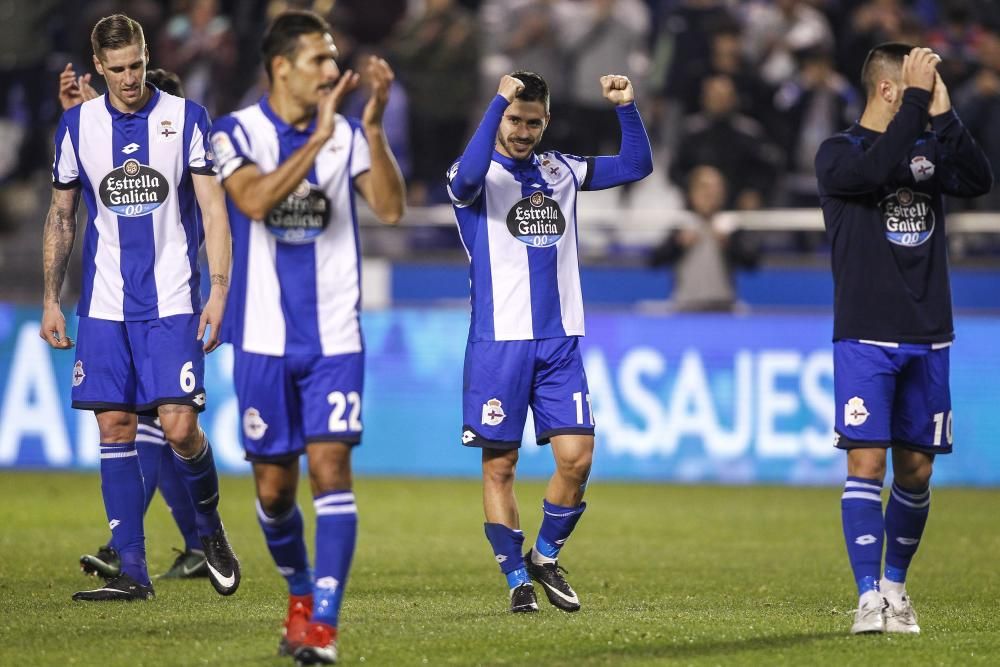 El Deportivo firma una gran victoria en Riazor y sale de puestos de descenso.