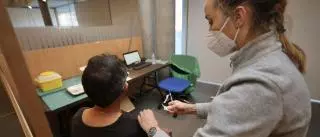 ¿Los que pasaron el virus y llevan una dosis necesitan refuerzo?
