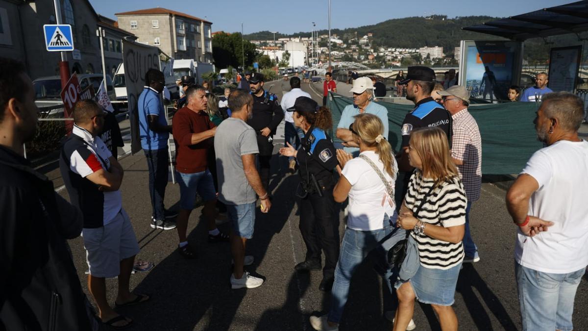 Tensión entre policía y comerciantes en Pontevedra